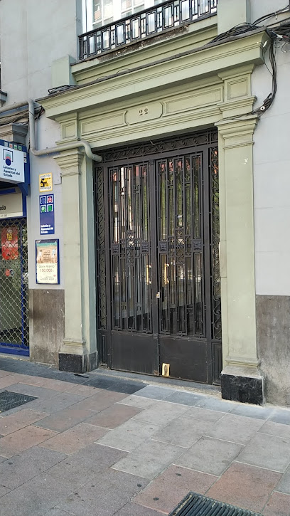 Enrique Mena Notario - Notaría Madrid  28010